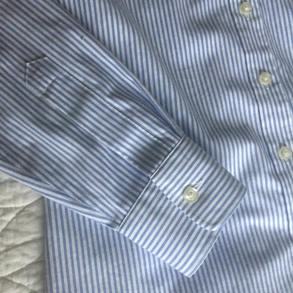 Lands End Button-Down - Picture 3 of 4